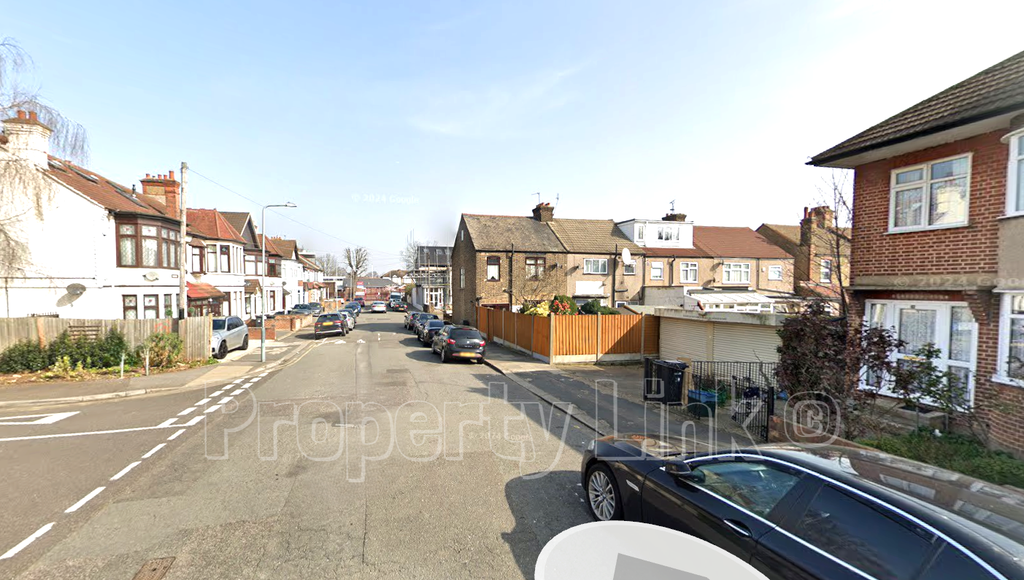 Property photo 1 of 4