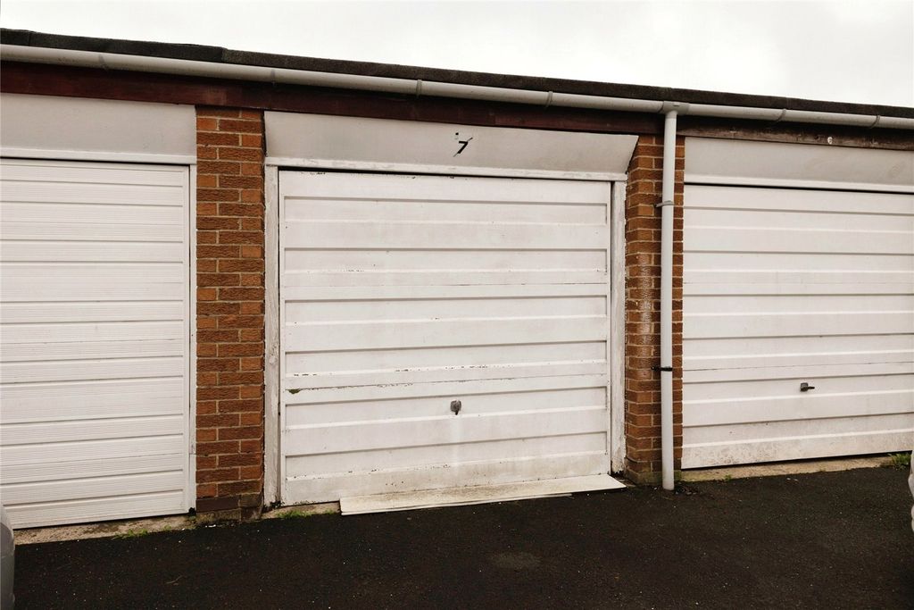 Property photo 3 of 16 Picture No. 05