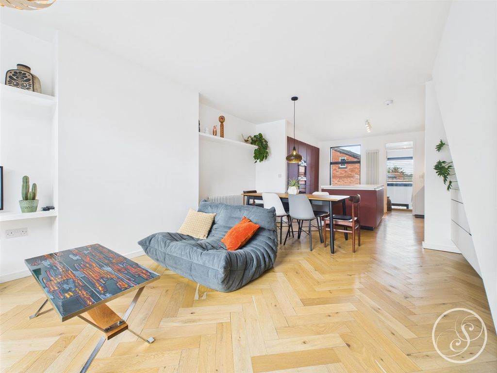 Property photo 2 of 27 Open Plan Living Space