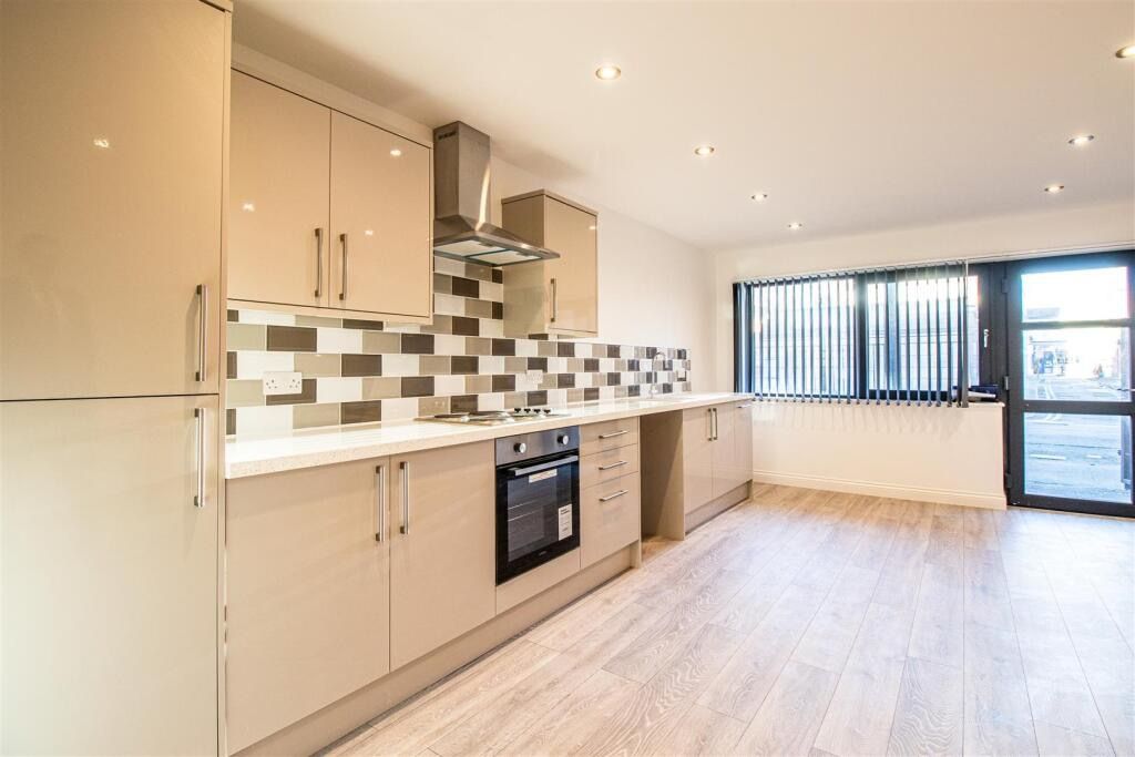 Property photo 2 of 9 5533901