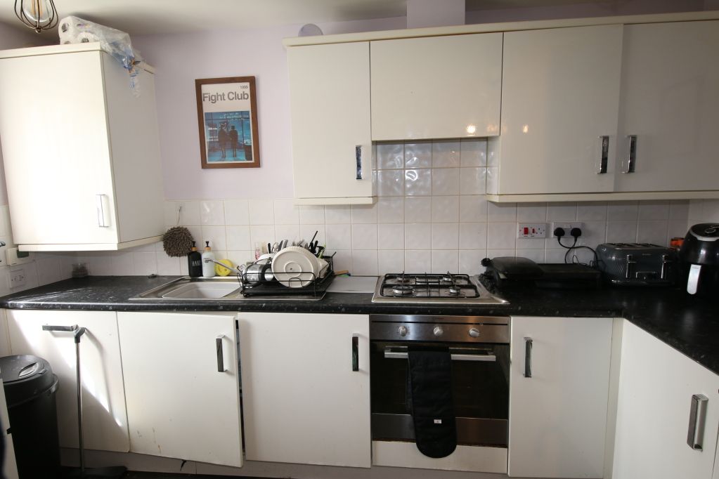 Property photo 2 of 8 Picture No. 04