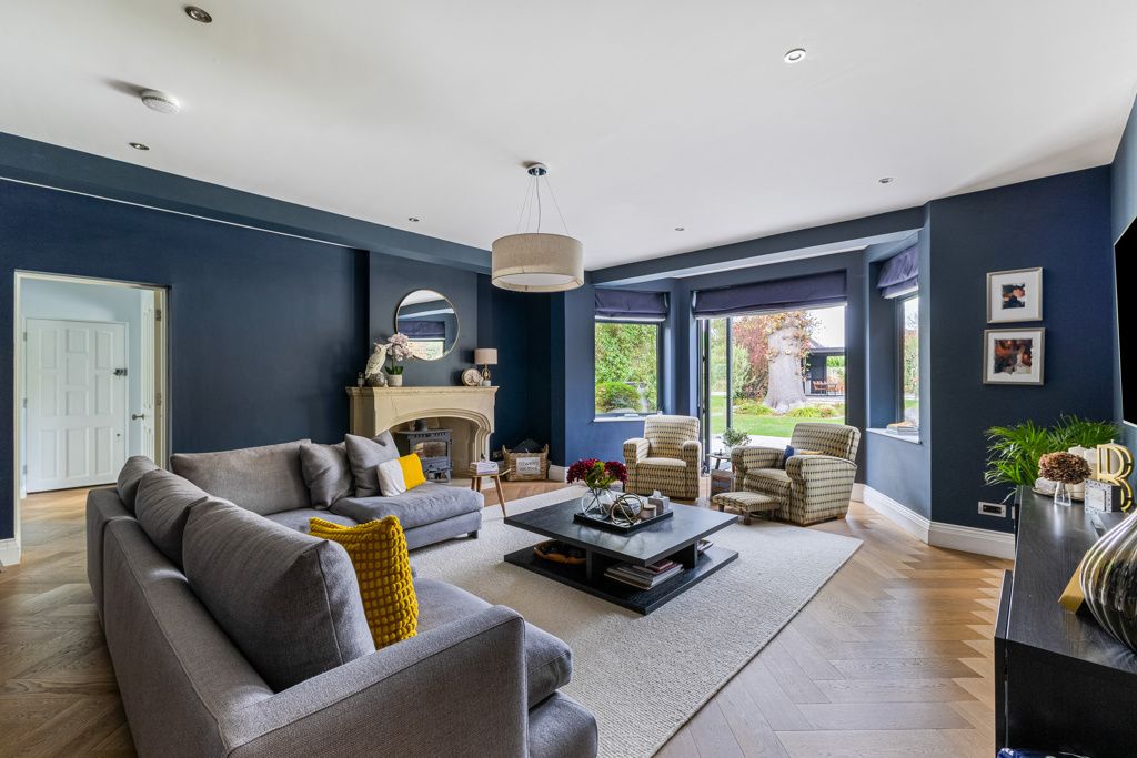 Property photo 3 of 30 Photo 4