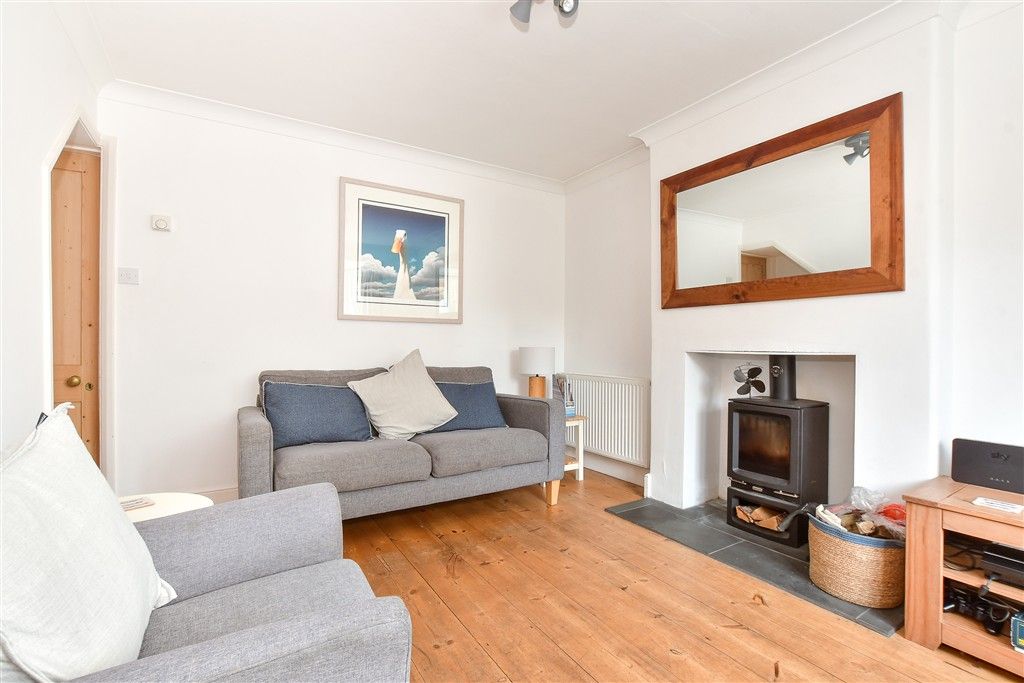 Property photo 1 of 12 Lounge