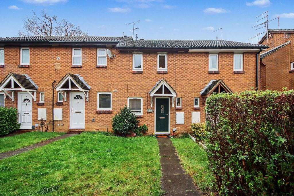 Property photo 2 of 10 External