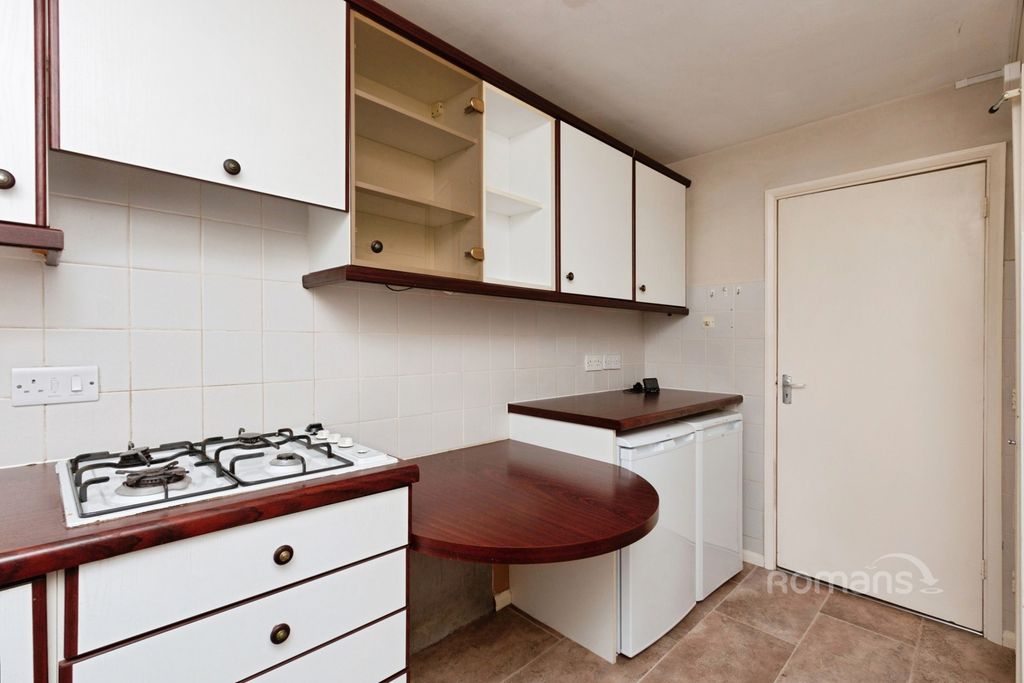 Property photo 3 of 11 Pbox-Img.Jpg