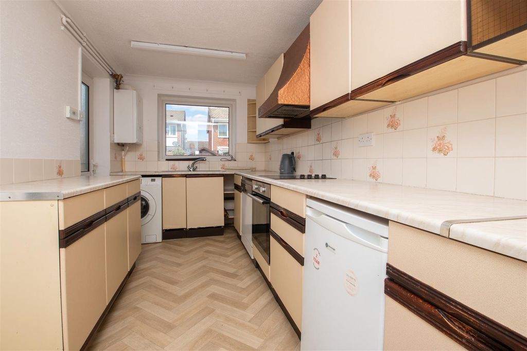 Property photo 3 of 16 47Fren_6.Jpg
