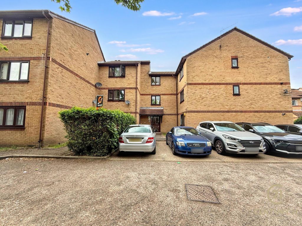 Property photo 1 of 9