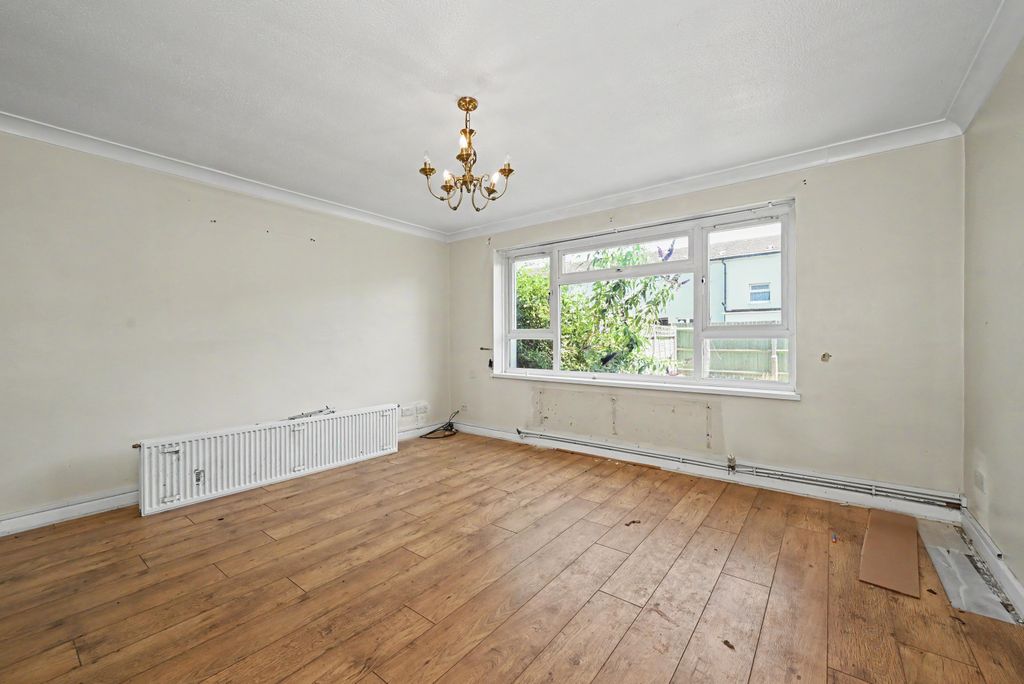 Property photo 2 of 15 56 Abbotsbury, Bracknell, Berkshire, Rg12 8Qx