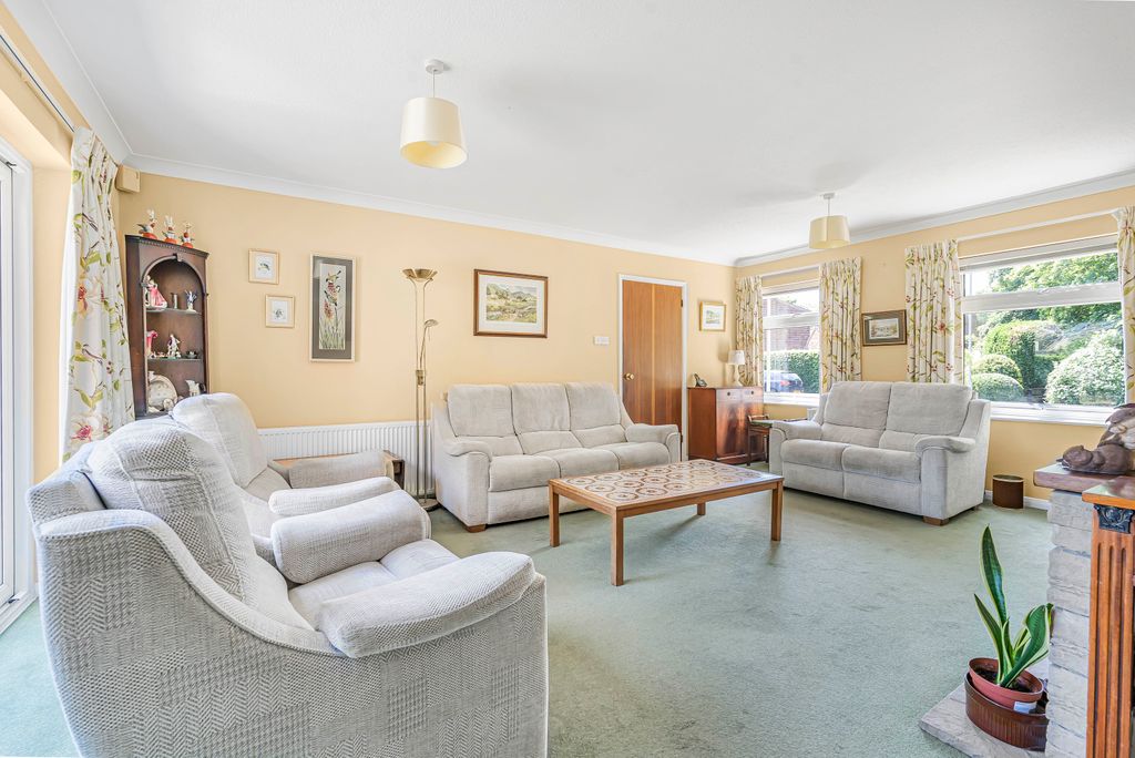 Property photo 3 of 30 3754409