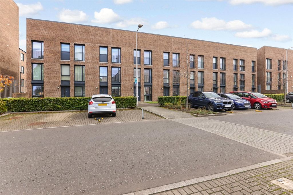 Property photo 1 of 22 Picture No. 01