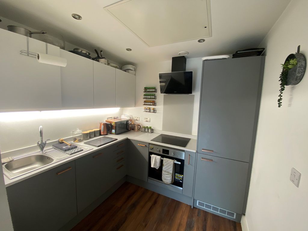 Property photo 3 of 5 Kitchen.Jpg
