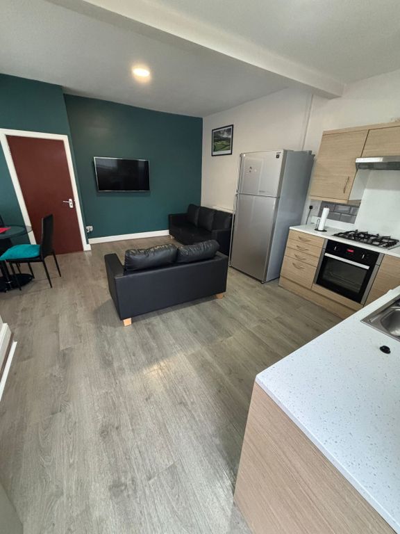 Property photo 3 of 15 Gallery