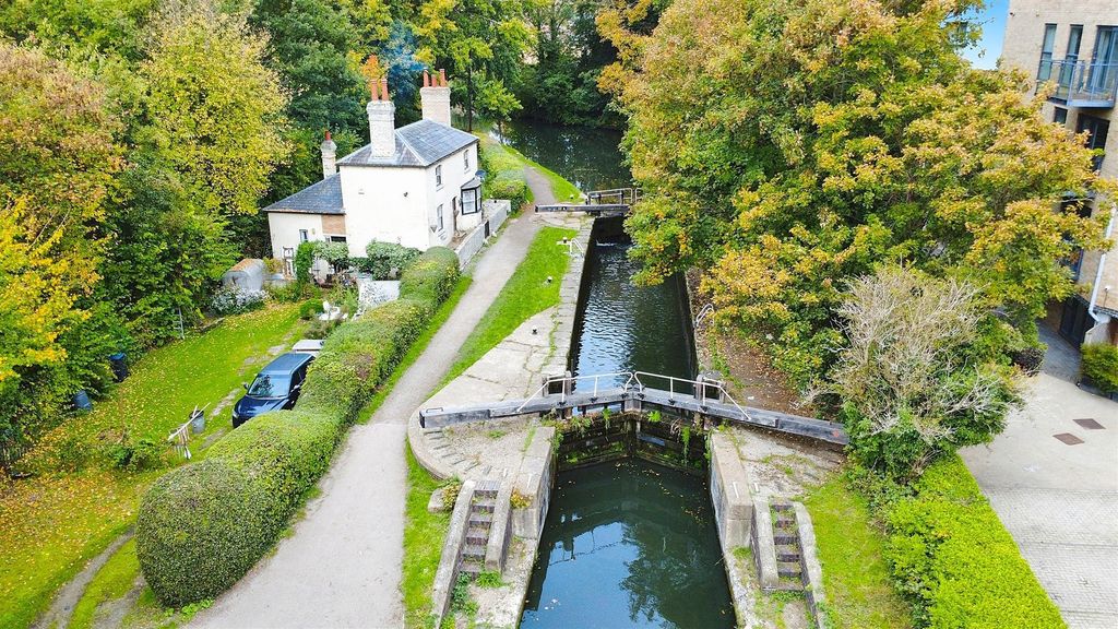 Property photo 3 of 13 Qoci83Ntxu2Cdv8Vpfdz2W.Jpg