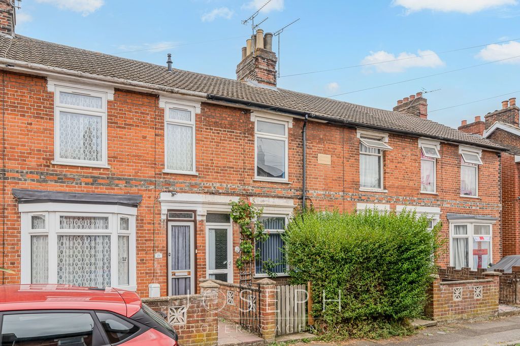 Property photo 1 of 17