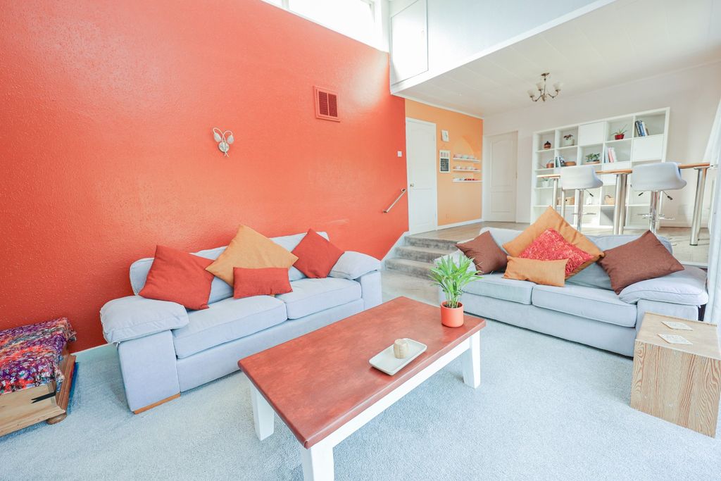 Property photo 2 of 23 5076262