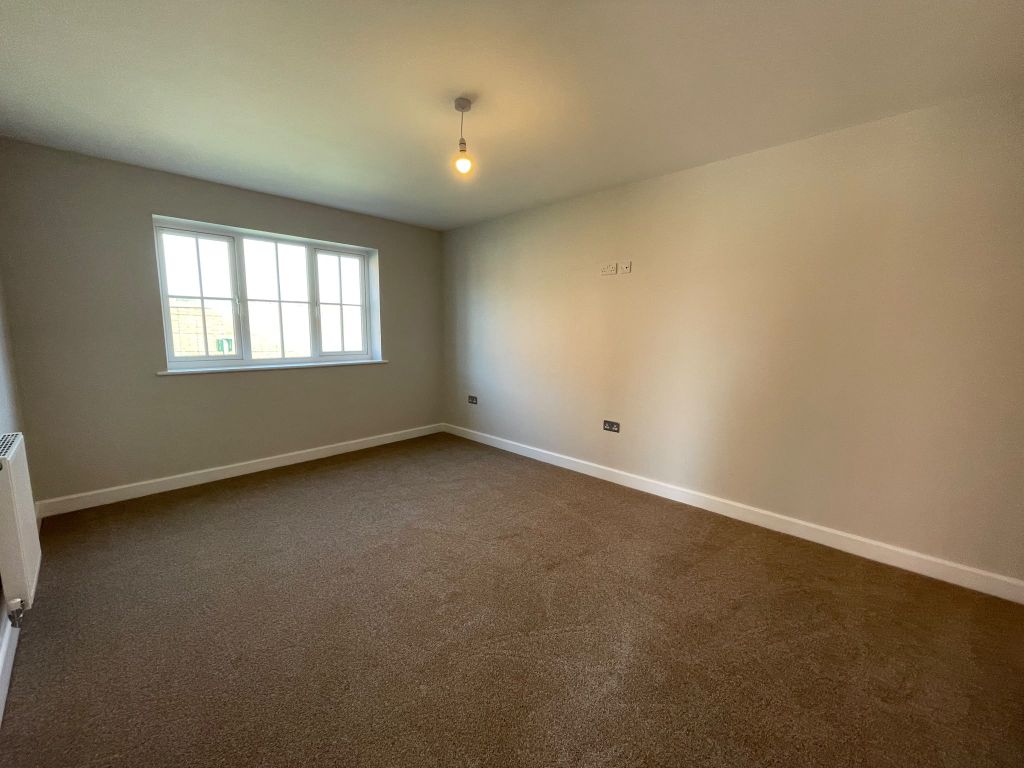 Property photo 3 of 9 5