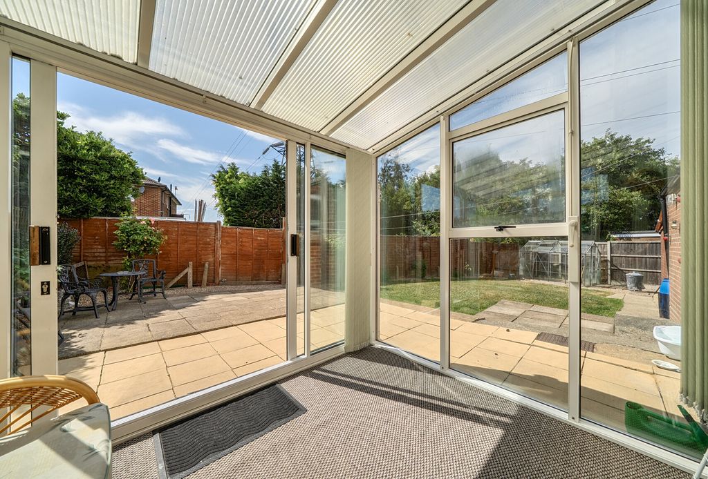 Property photo 3 of 16 1493539-12-6A5116...