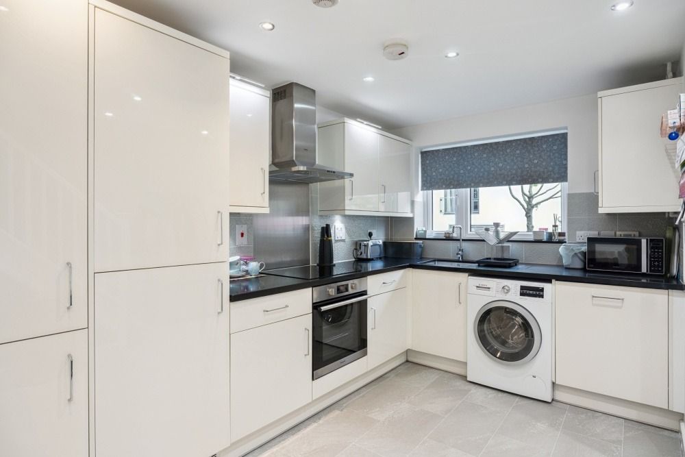 Property photo 2 of 21 4556201