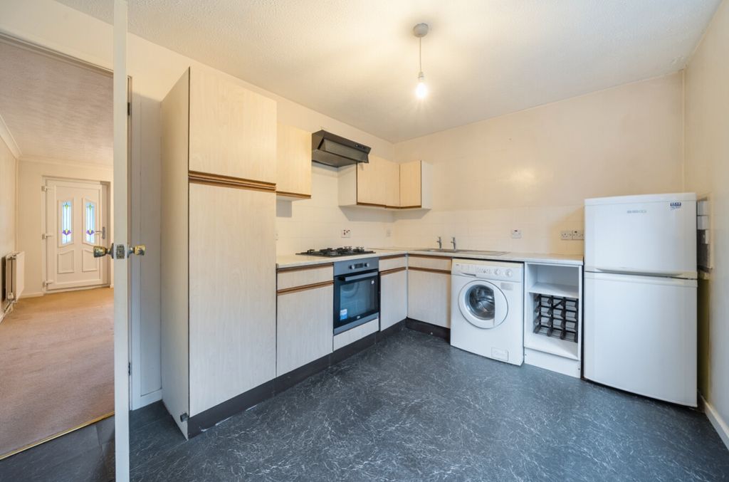 Property photo 2 of 12 1383265-16-695F8d28B315c