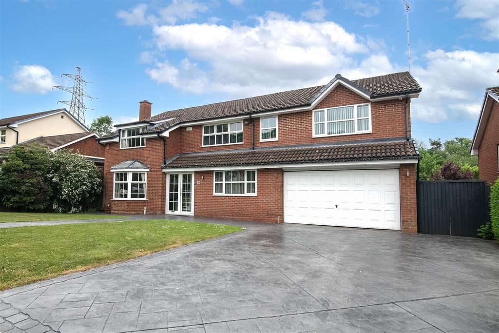 Property photo 1 of 37