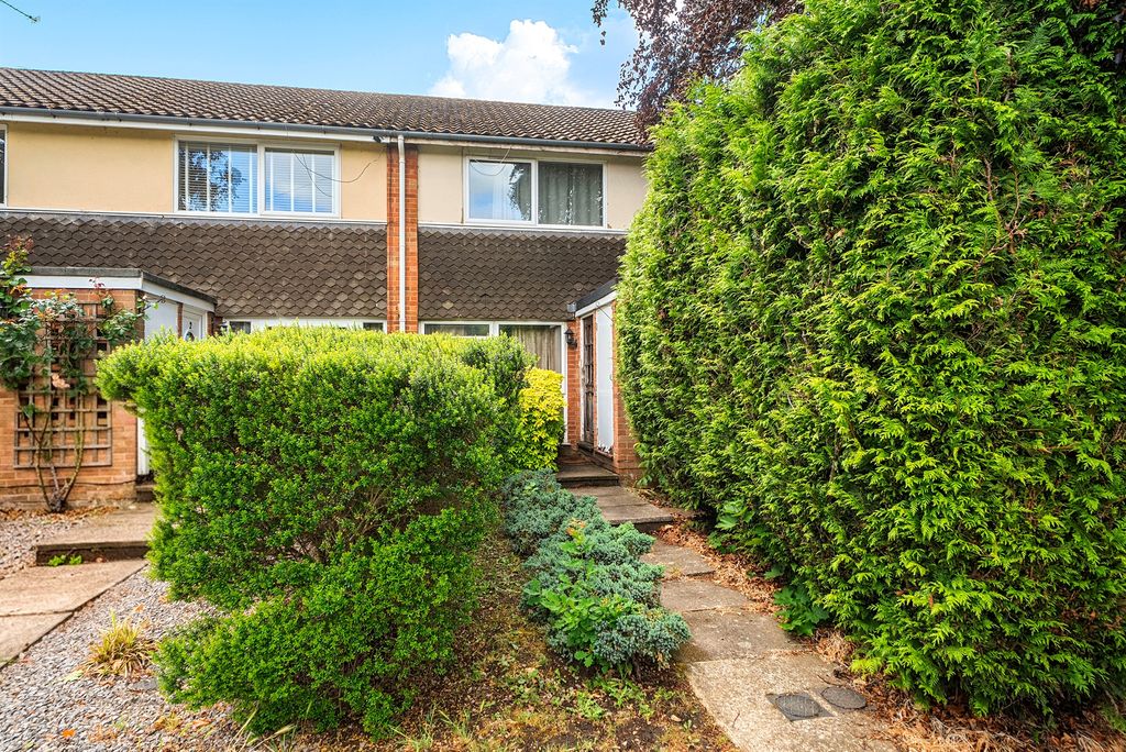 Property photo 1 of 12