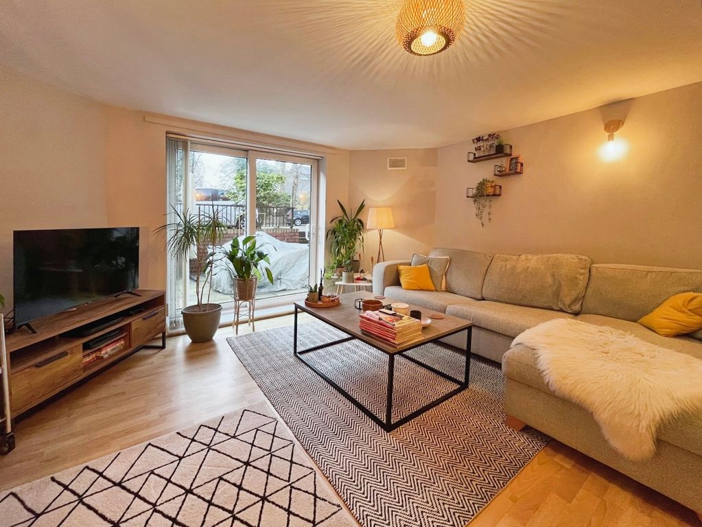 Property photo 3 of 11 Picture No. 20