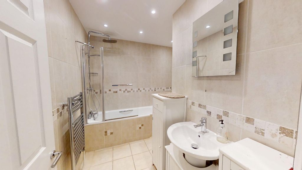 Additional image 10 of 3 bed maisonette for saleCastletown, Portland, Dorset DT5