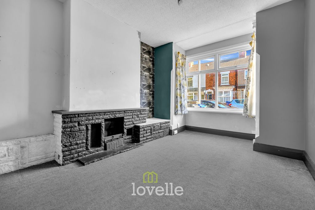 Property photo 3 of 20