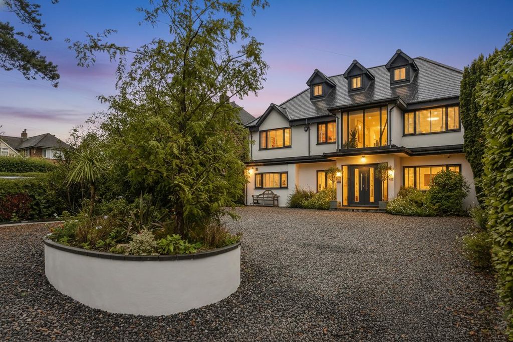 Property photo 1 of 49 Twilight Front.Png