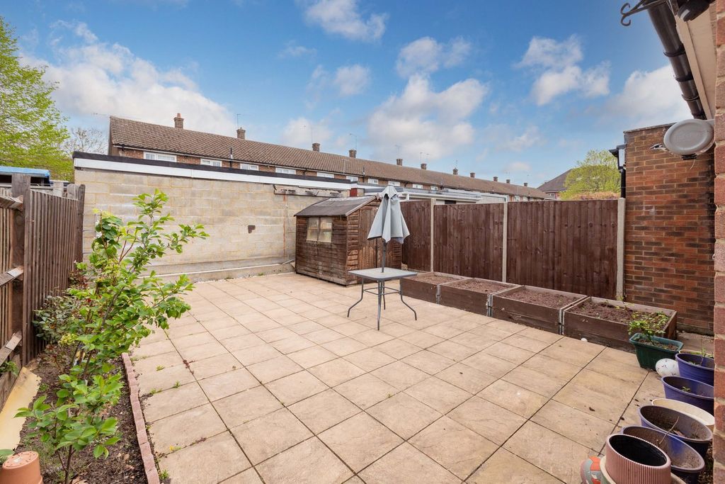 Property photo 2 of 12