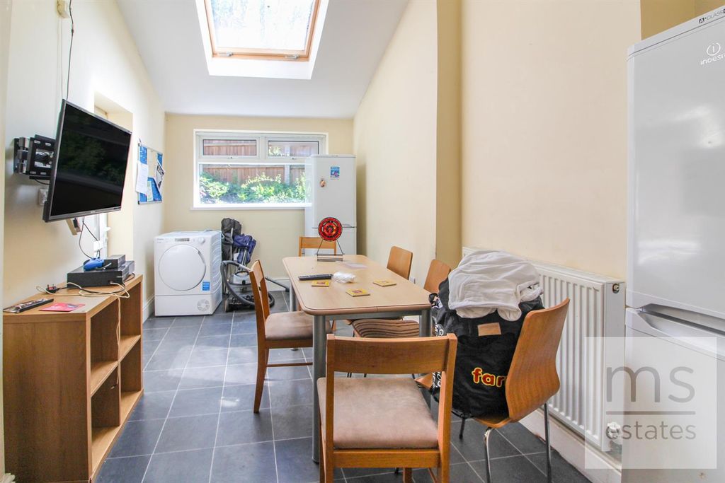 Property photo 3 of 17 Img_8860.Jpg