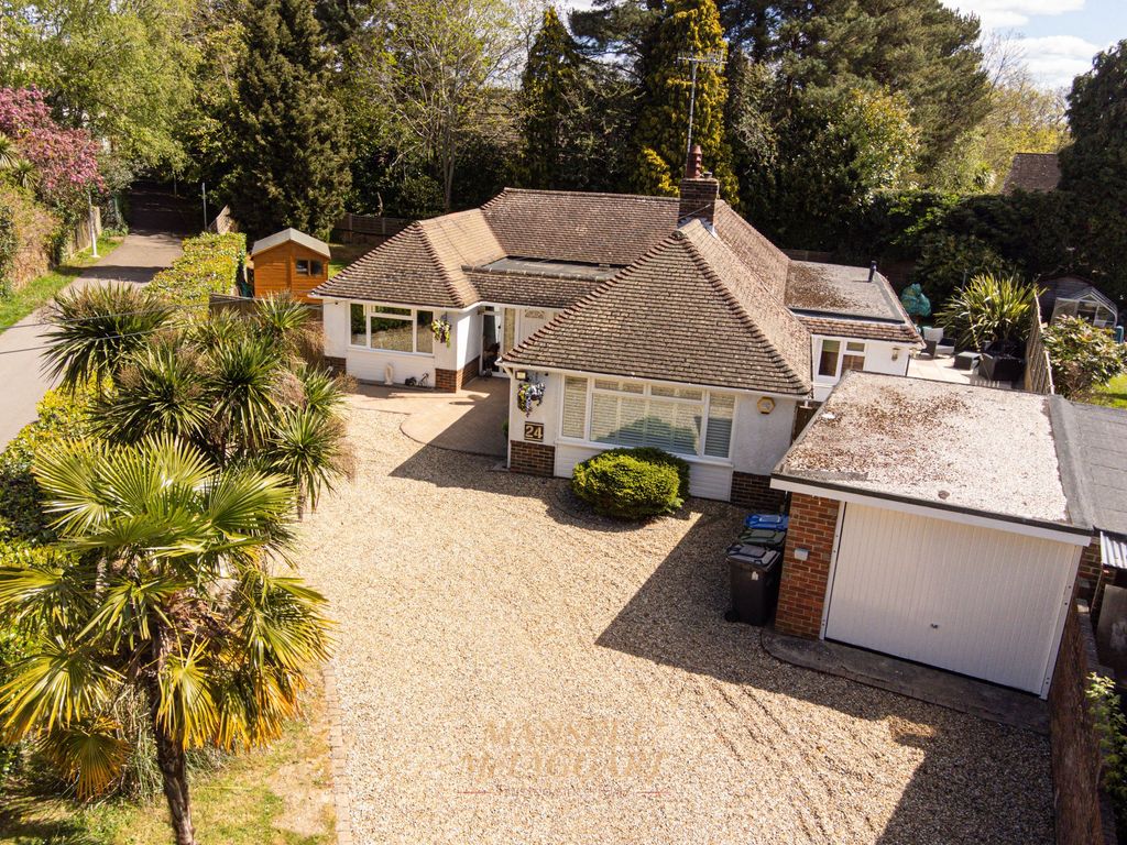 Property photo 1 of 27