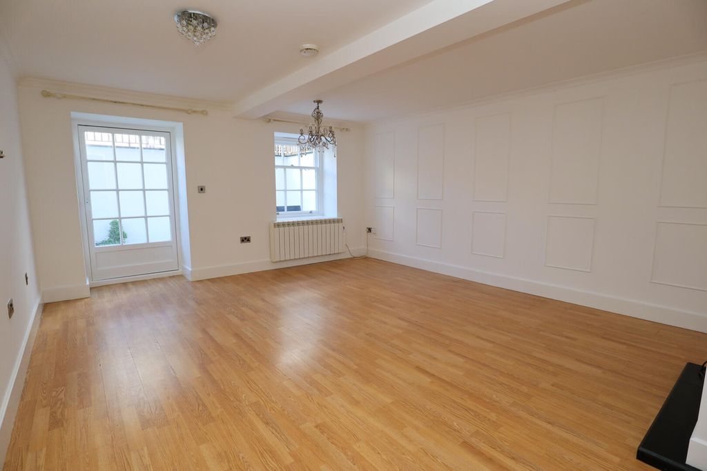 Property photo 3 of 13 Living Room