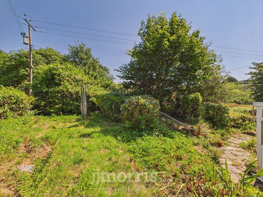 Property photo 2 of 29