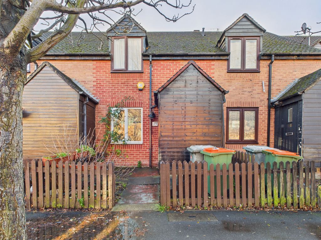 Property photo 1 of 7 Photo 2