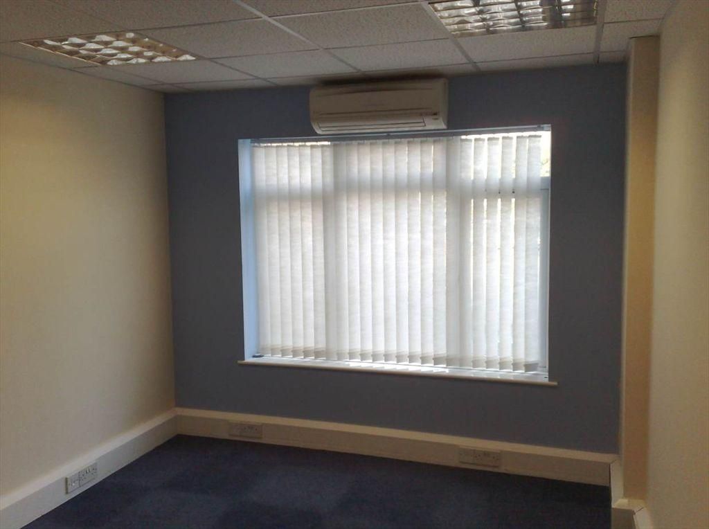 Property photo 1 of 2