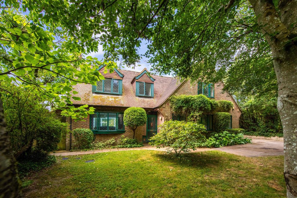 Property photo 1 of 13