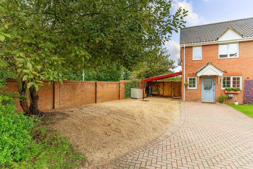Property photo 1 of 20