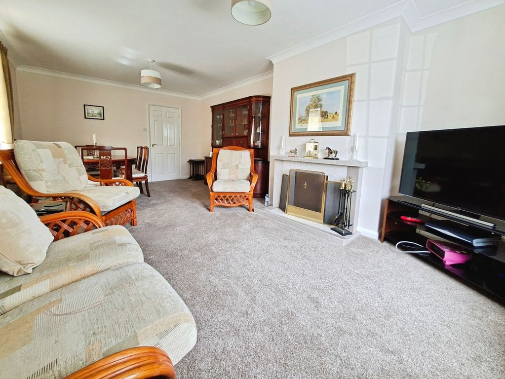 Property photo 3 of 13 Pbox-Img.Jpg
