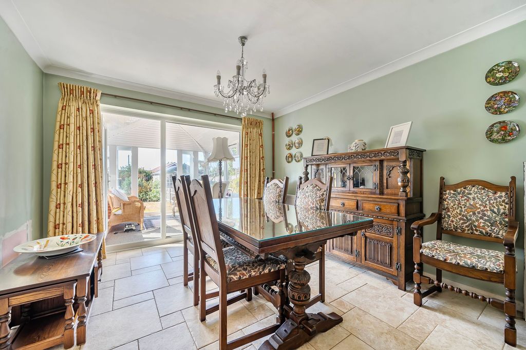Property photo 3 of 12 Dining Room