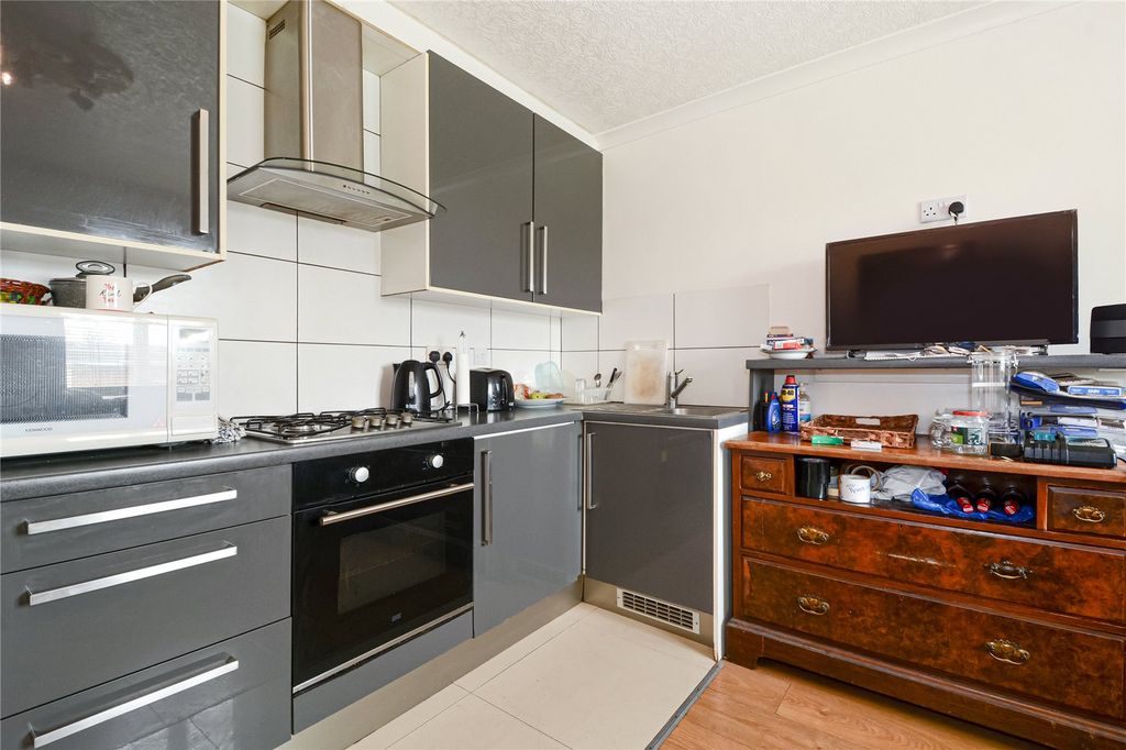 Property photo 3 of 14 Picture No. 20
