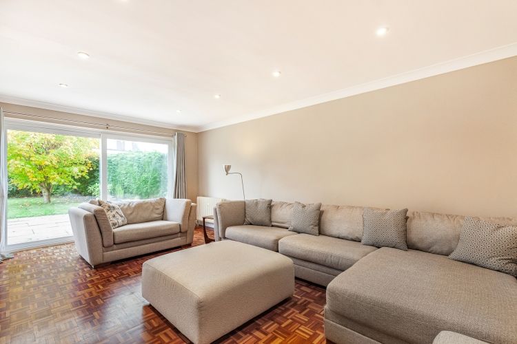 Property photo 2 of 11 306286