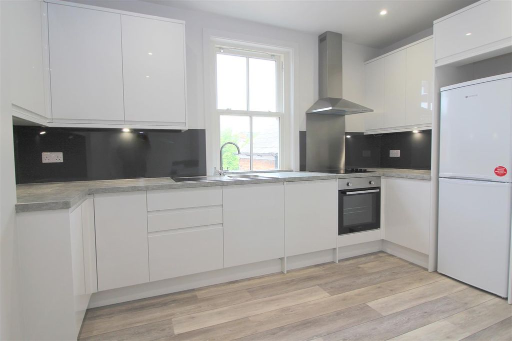 Property photo 2 of 9 27c Alma Road - 2019 (1).Jpg