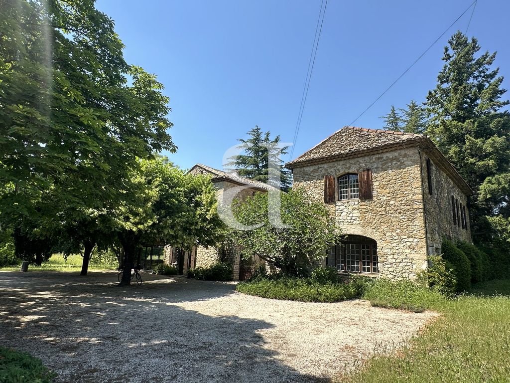 Property photo 1 of 19 Main Exterior View