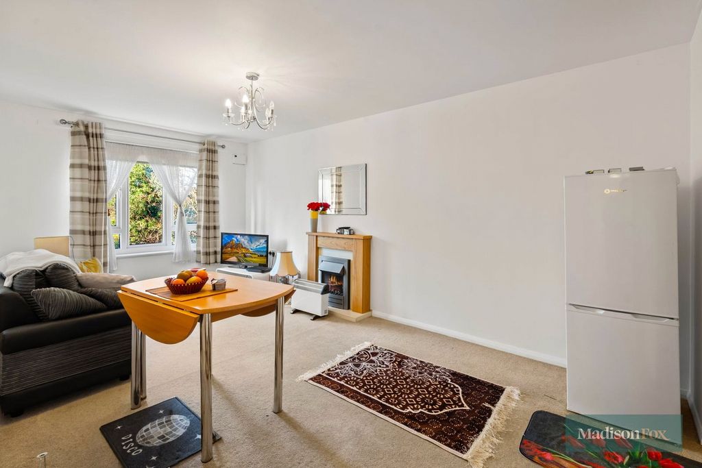 Property photo 3 of 10 Picture No. 07