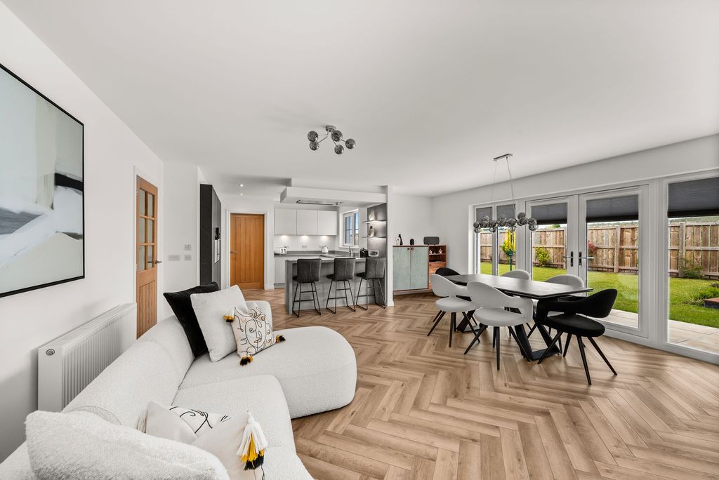 Property photo 1 of 25