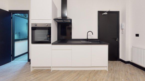 Property photo 1 of 8 8999799.Jpg