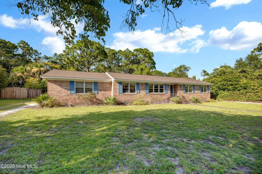 Property photo 1 of 25