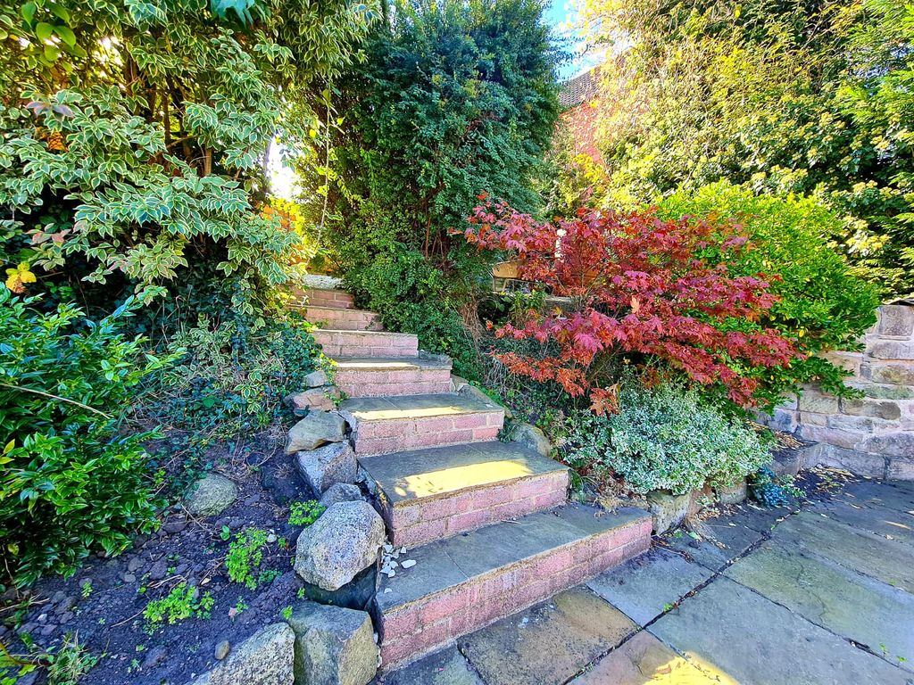 Property photo 3 of 37 Picture No. 43
