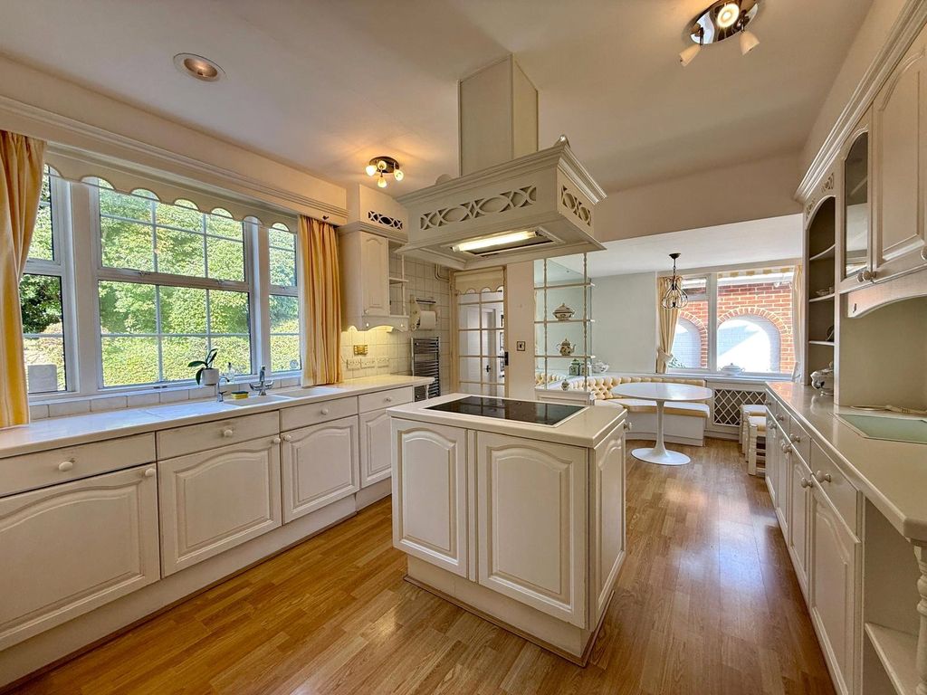 Additional image 4 of 5 bed detached house for saleUpper Carlisle Road, Meads, Eastbourne BN20